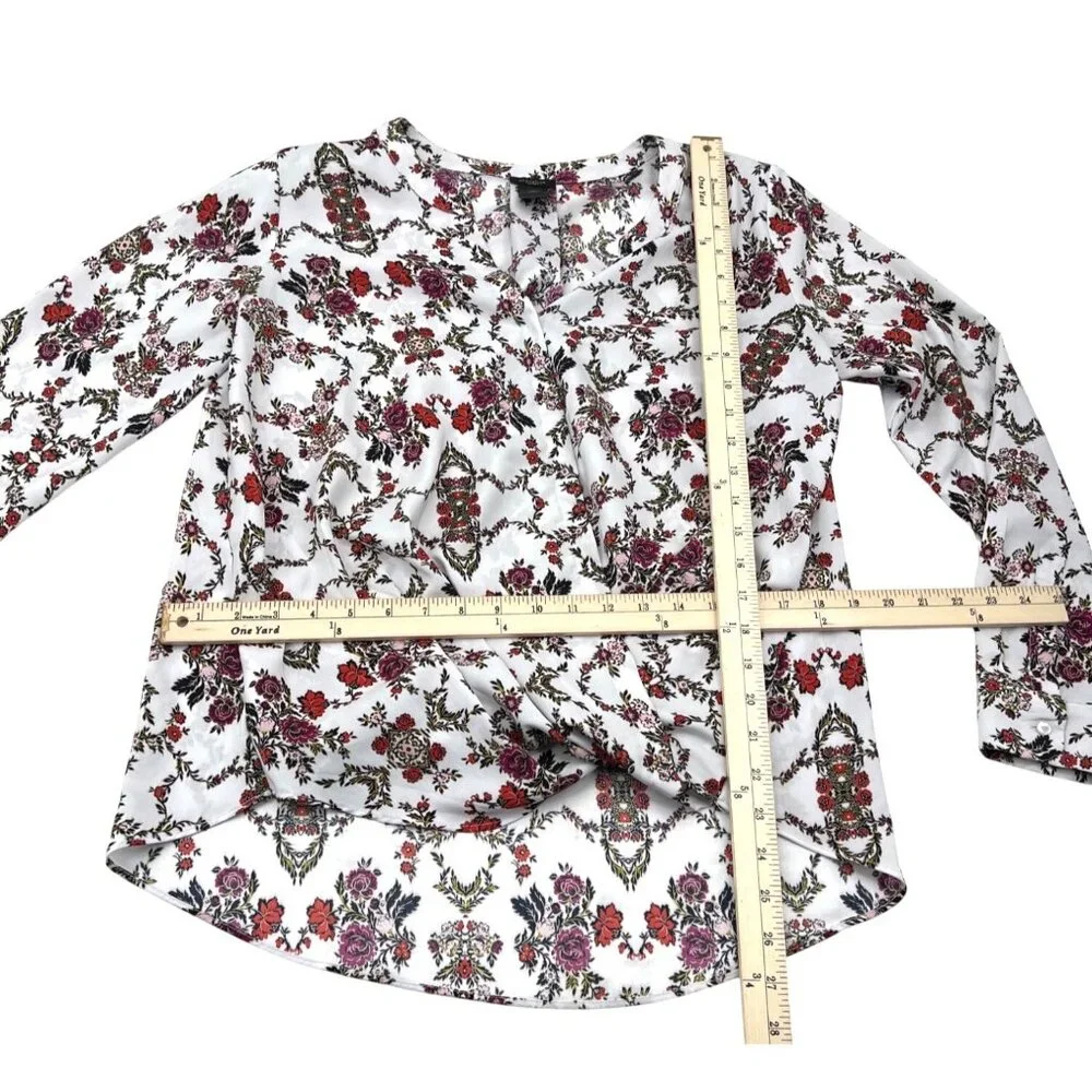 Ann Taylor Factory lightweight stylish